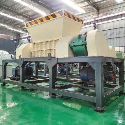 ツインシャフト 重用木材粉砕機 7.5kW 木の根 / 木の葉のために