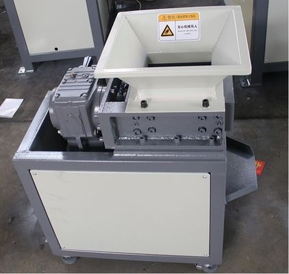 工業用プラスチックキャスト PETボトルシェードラーマシン,ダブルシャフトシェードラーマシン