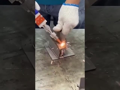 レーザーの溶接工