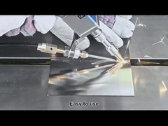 220-240Vレーザー溶接機 0.915um波長と ±0.02mm位置精度